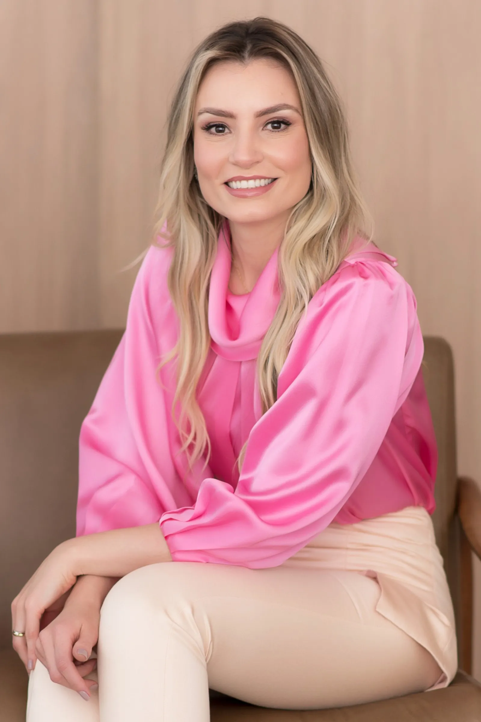 Dra. Amanda Micheletti, Dermatologia